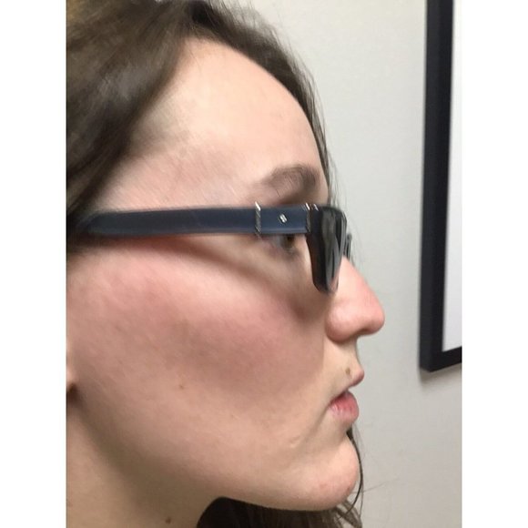 Stylish Black Sunglasses for Women main image 3